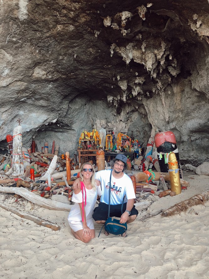 oltar Krabi Thajsko, Phra Nang beach